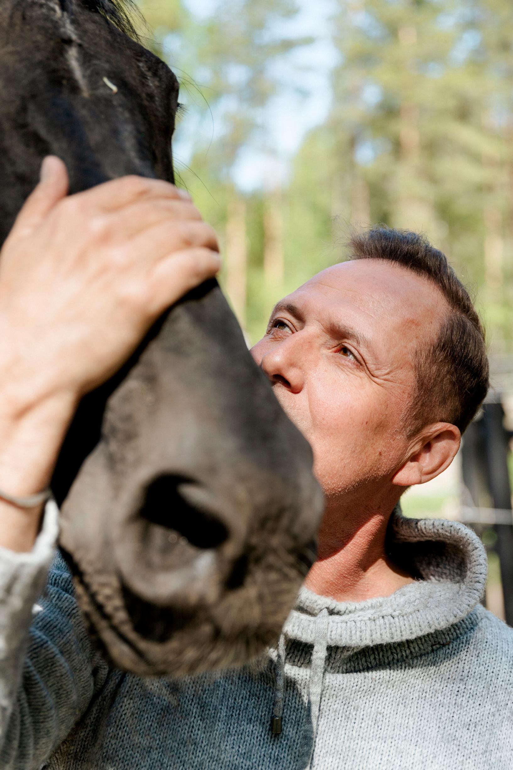 "Ajattelin kauan, ettei rakkaus kuulu minulle", Marko Björs sanoo.