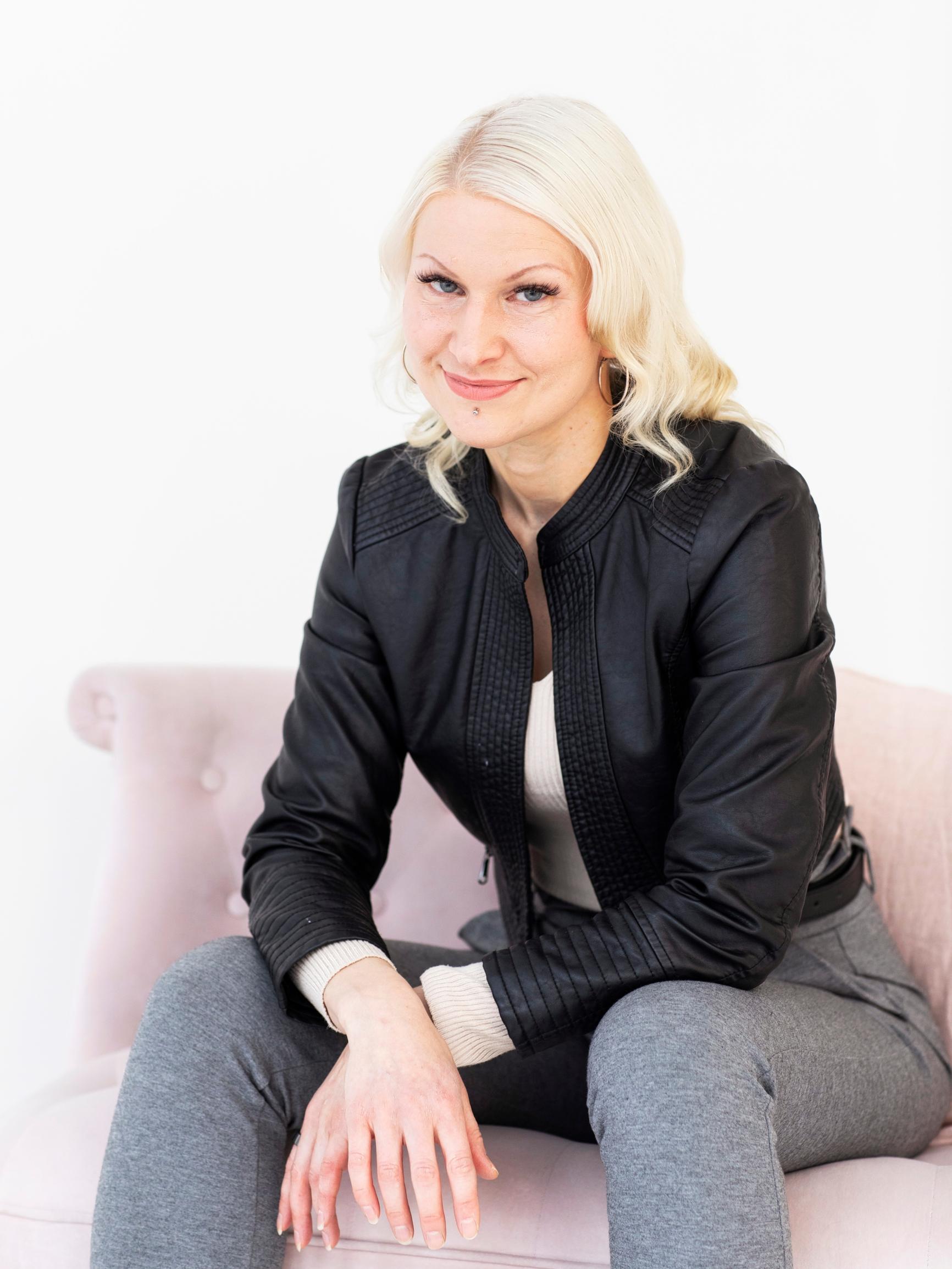 Salamarakastuminen voi olla merkki vääränlaisesta kemiasta, sanoo psykoterapeutti – ”Liian moni antaa ensireaktiolle hirveästi painoarvoa”