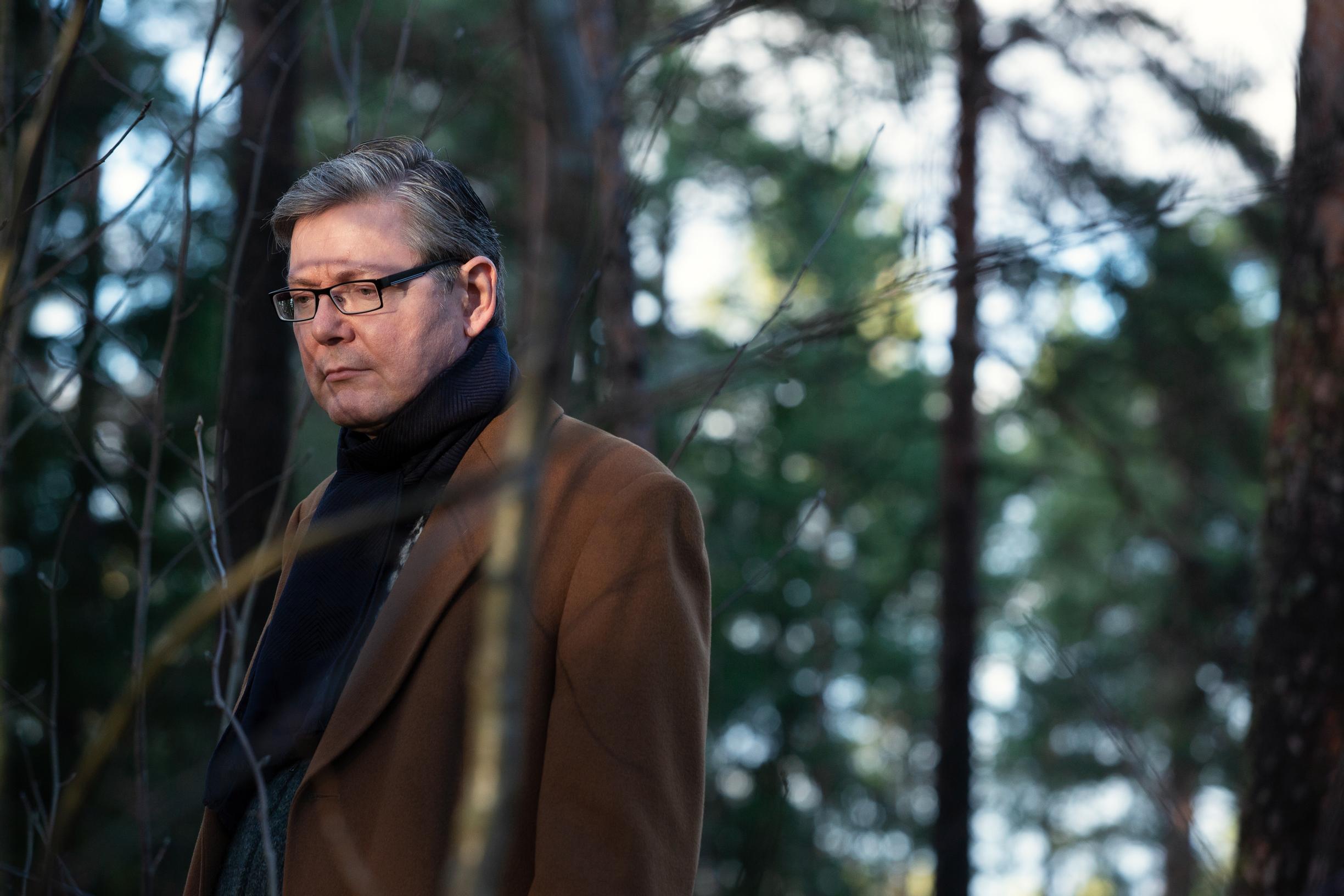 "Maailma menetti positiivisen ja eloisan ihmisen, jonka epäitsekkyys ja elämänilo hipoivat kaikkia rajoja. Itse menetin rakkaani ja vakuutuin harkitun eutanasian tarpeesta. Suru on suuri." Näin kirjoitti Vesa Kallionpää, kun hänen puolisonsa menehtyi 51-vuotiaana.