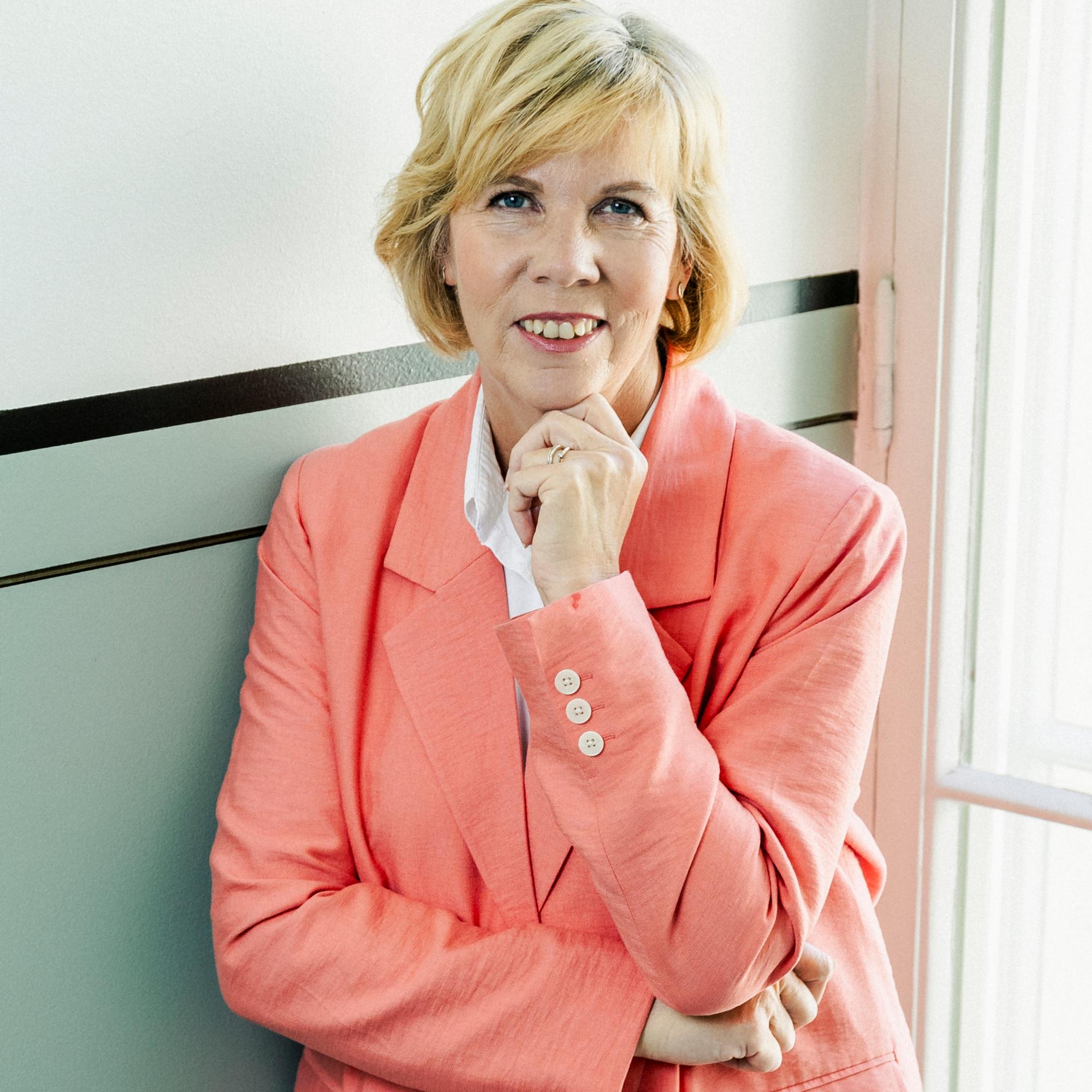 Kun opetusministeri Anna-Maja Henriksson uupui, hän sai voimatekstarin presidentiltä: ”Sydäntäni lämmitti”