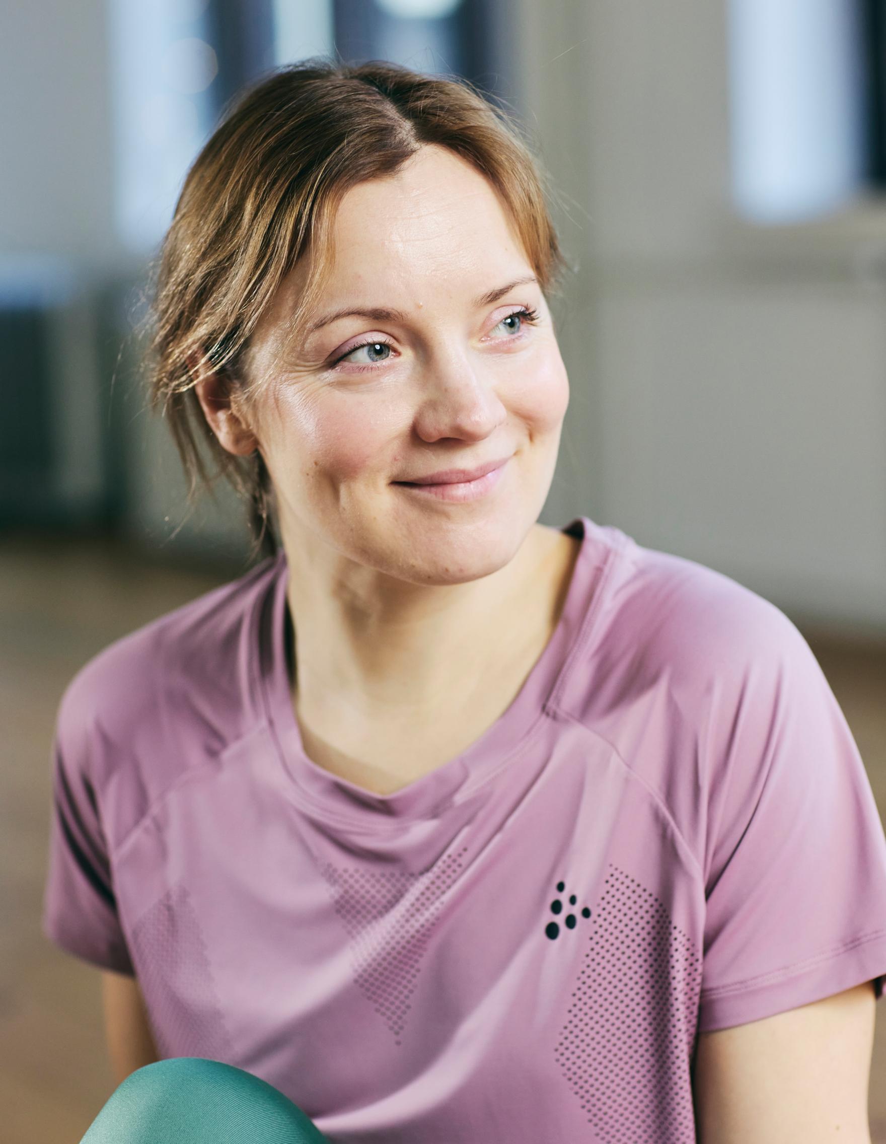 Elena Leeve näyttelee Maria Kallio -televisiosarjassa. Lisäksi Elenalla on rooli Sihja-elokuvassa, joka tuli elokuvateattereihin elokuussa.