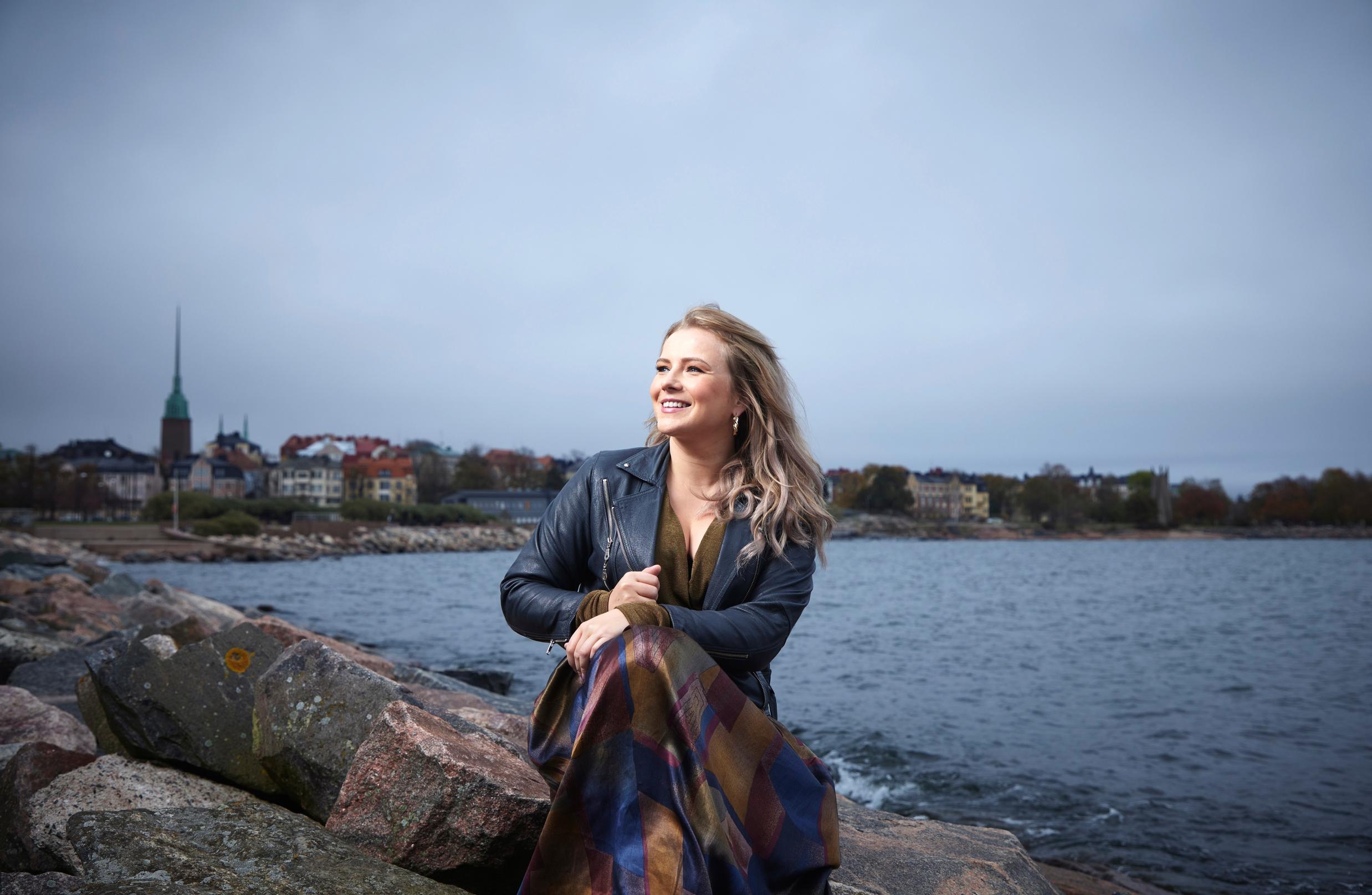 Kahdesti eronnut muusikko Yona: ”Olin tottunut nojaamaan muihin” | Eeva