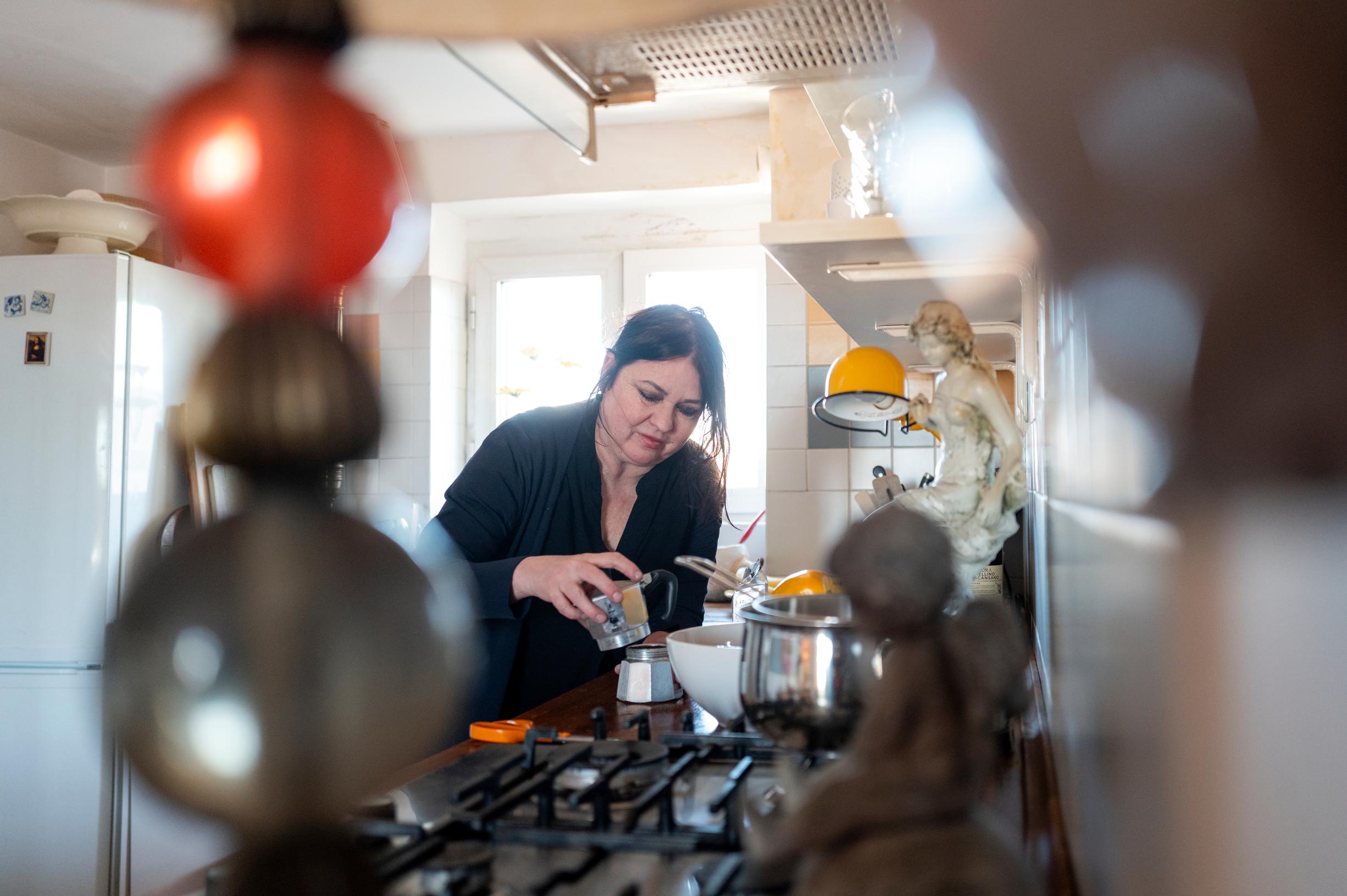 Nanna tekee yksinkertaisia italialaisia ruokia ja hakee tuoreet ainekset mieluiten torilta.