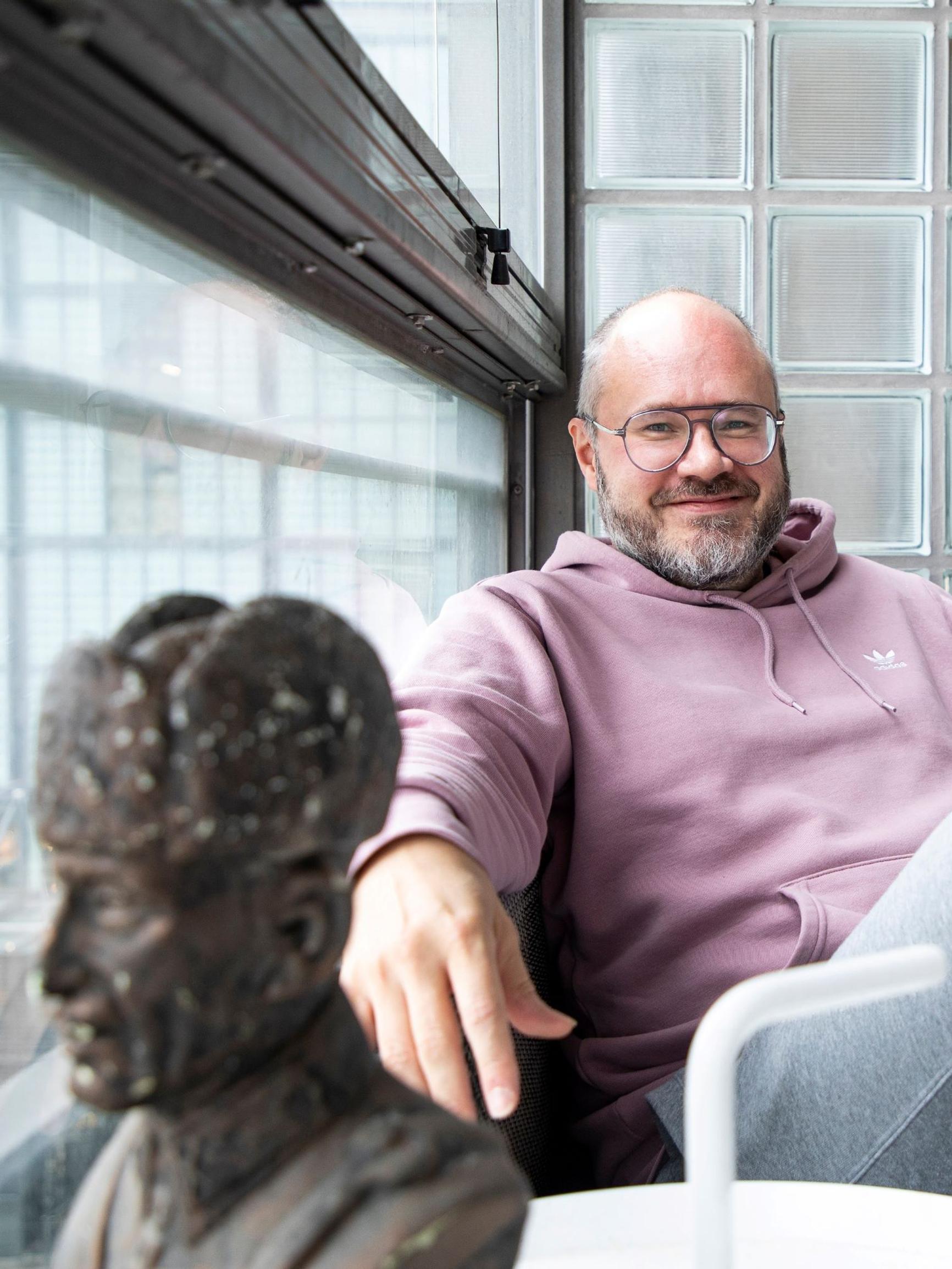 Tuomas Enbuske diagnooseistaan: ”Vasta saatuani hoitoa oivalsin, miten syvällä olin ollut”