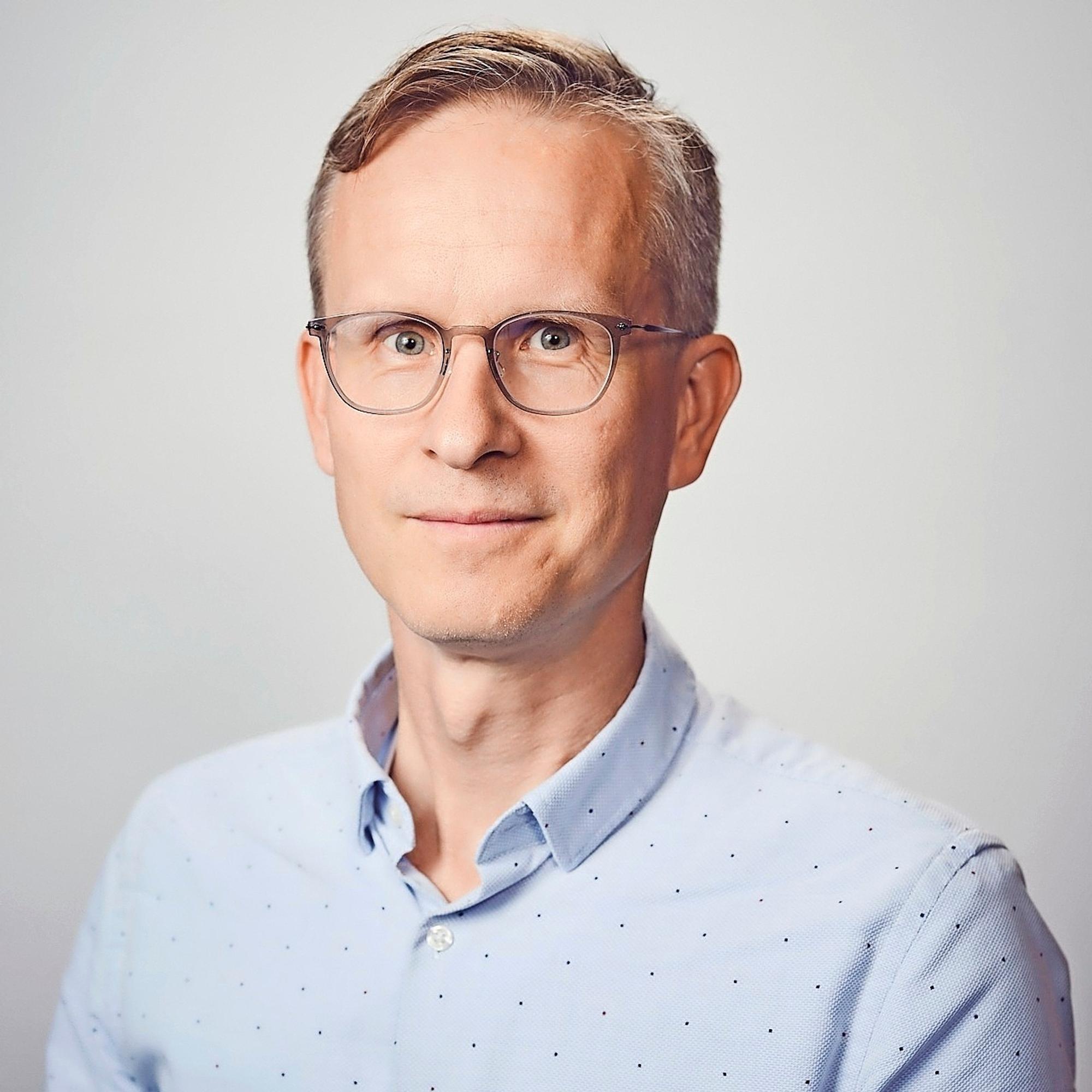 Atte Vadén lähikuvassa