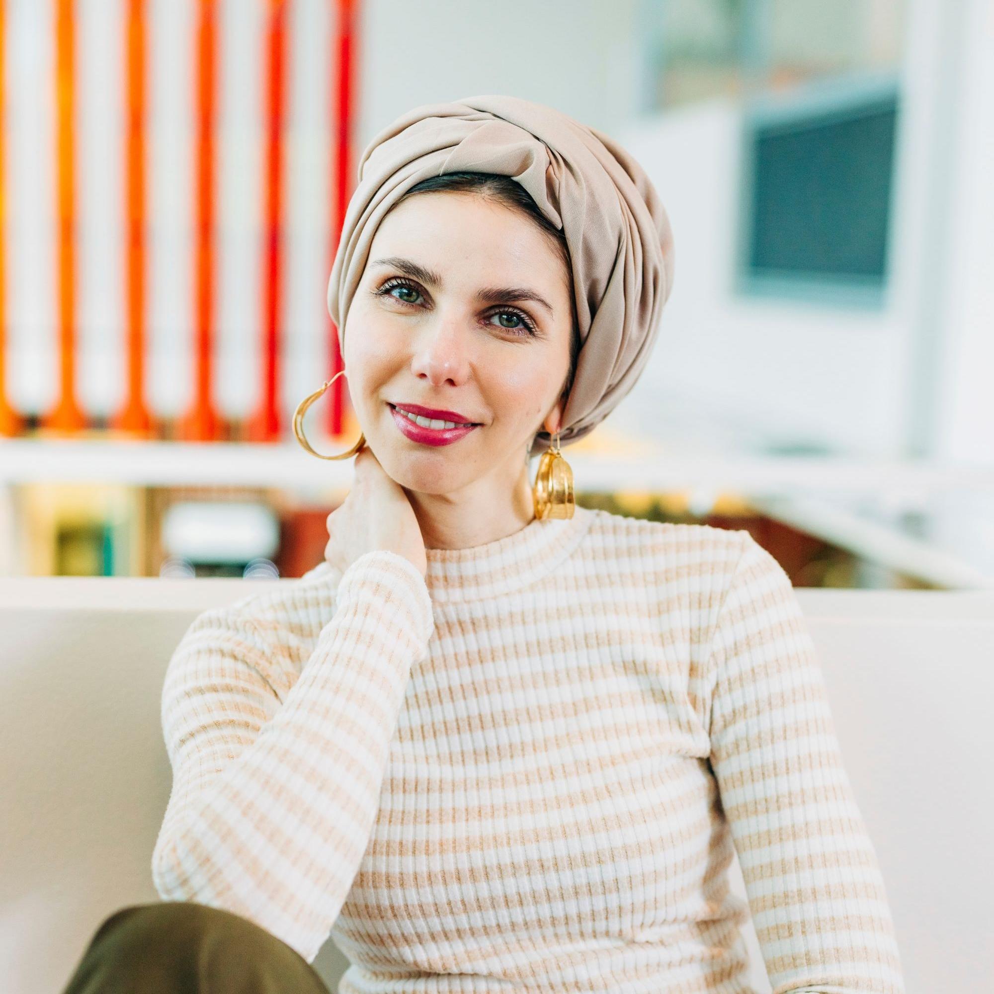 Sara Salmani opiskeli elokuva-alaa, muttei pitkään nähnyt itseään näyttelijänä – ”Valkokankaalla ei näy musliminaisia”