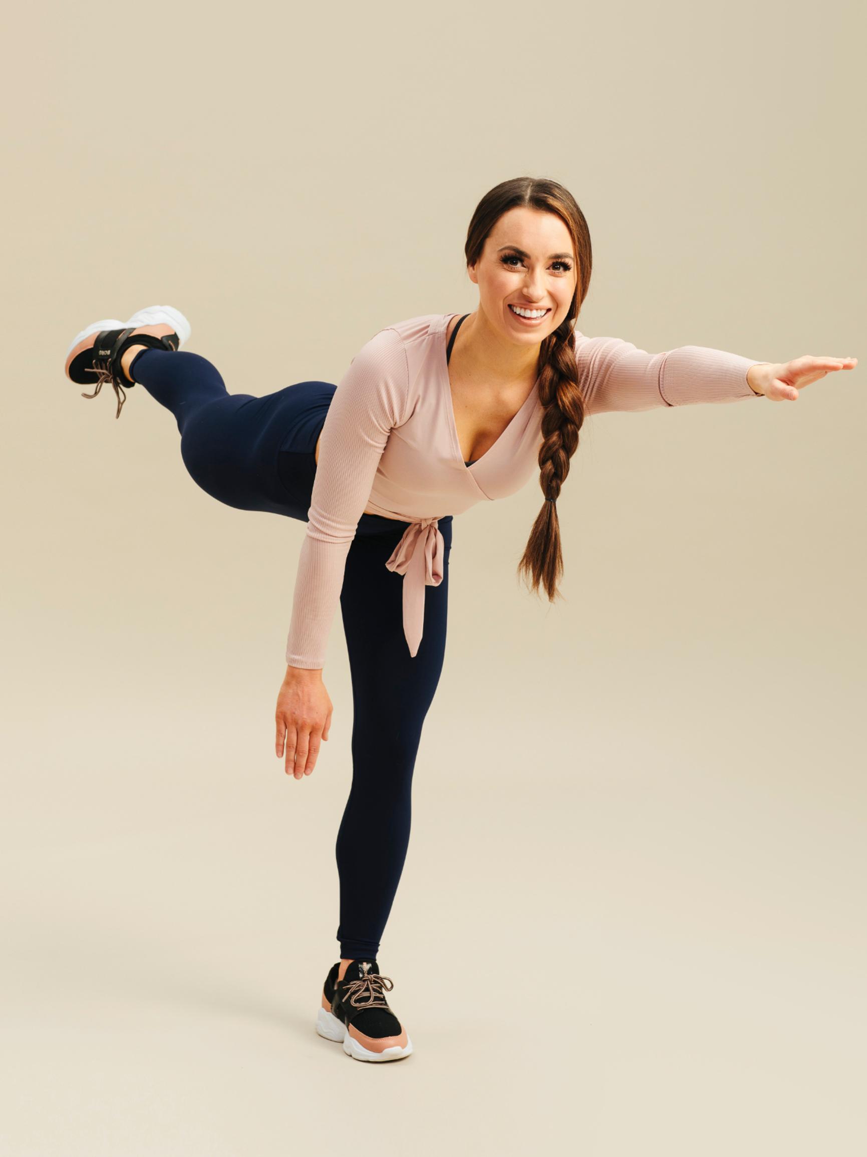 Istumatyöläinen, tässä viisi liikettä sinulle! Herätä takaketjun uinuvat lihakset