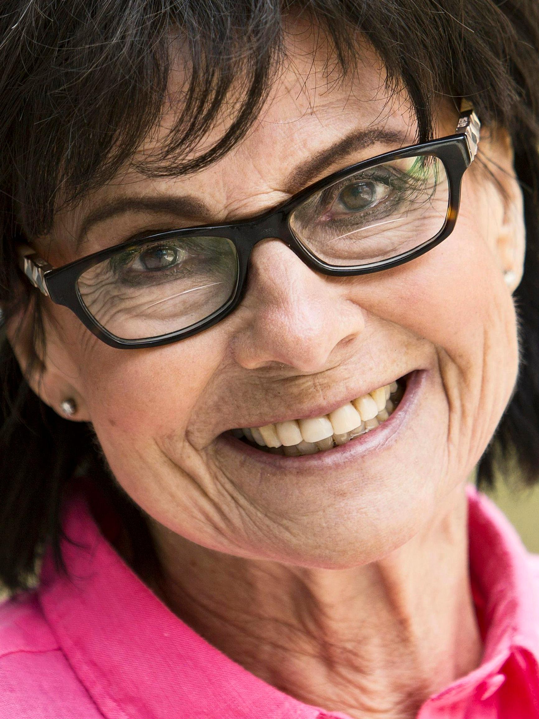 Kirsti Wallasvaara (1942–2021) muisteli nuoruuttaan Eevan haastattelussa – ”Minusta tuntui, että minun olisi pitänyt olla täydellinen kaikin tavoin” 