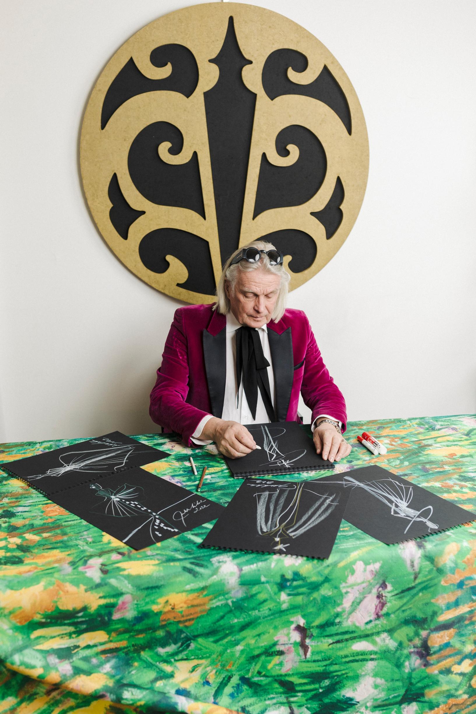 ”Antoisa taiteilijaelämä jatkuu edelleen kuten tähänkin asti”, Jukka Rintala sanoo.