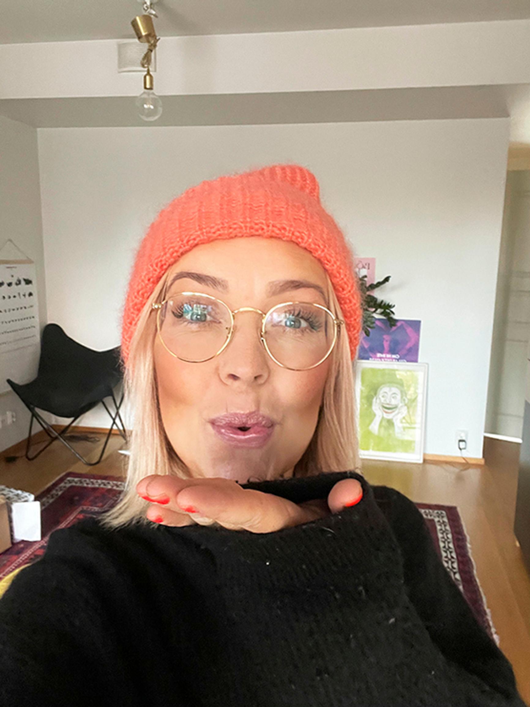 ruotsinopettaja Anna Lötjönen, Helsingin normaalilyseo