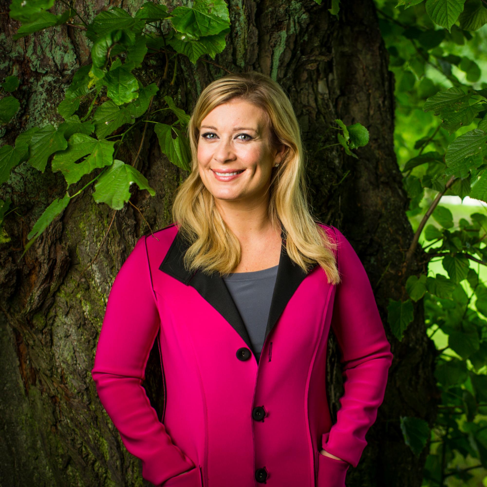 Uutisankkuri Kirsi Alm-Siira teki työtä, joka ei sopinut hänelle - uupumus opetti tärkeän asian: ”Omat vahvuudet kannattaa ottaa tosissaan”