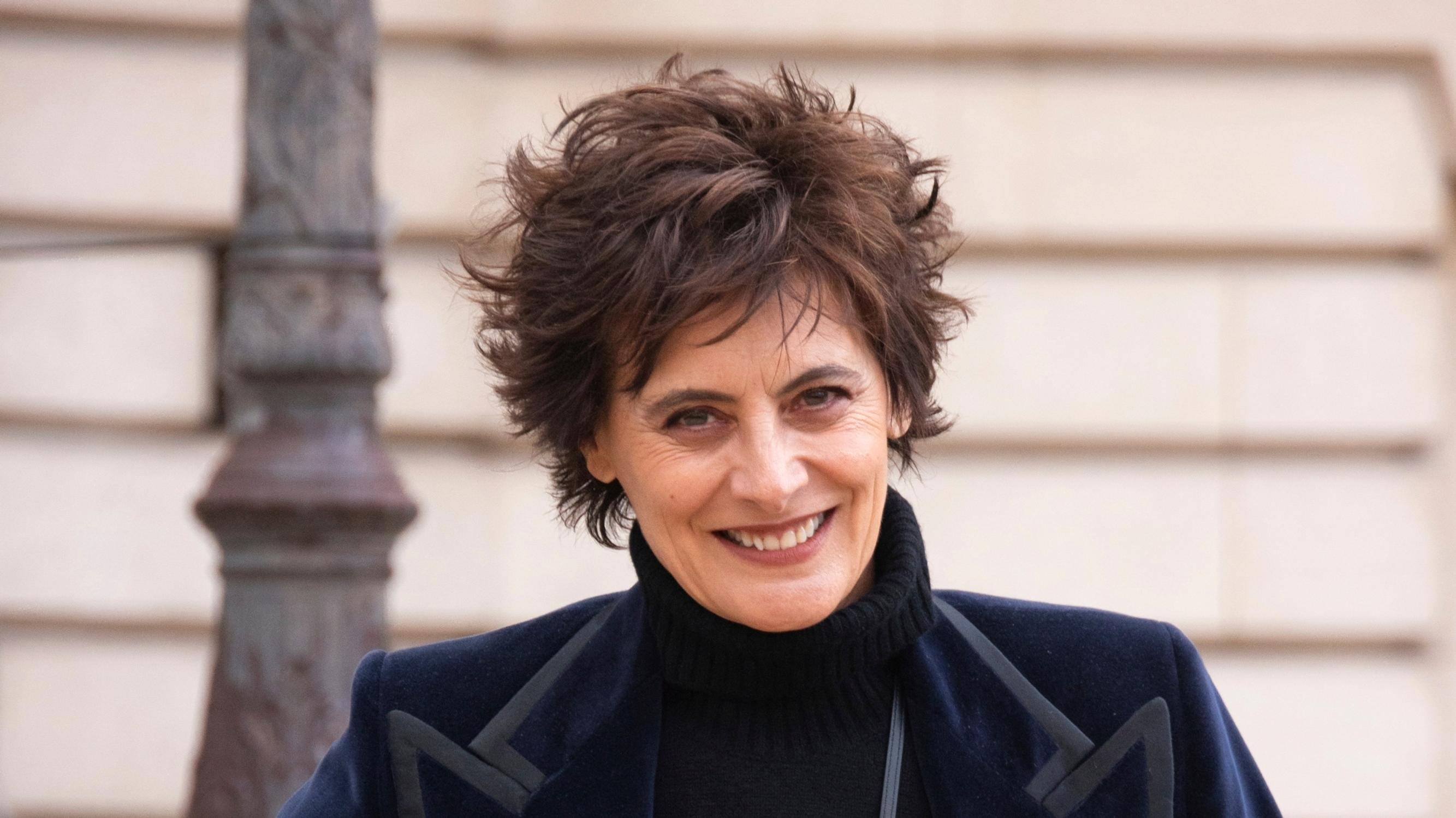 Inès de la Fressange oli Chanelin palvottu malli ja keulakuva - yksi päätös suututti suunnittelija Karl Lagerfeldin ja oli tuhota uran