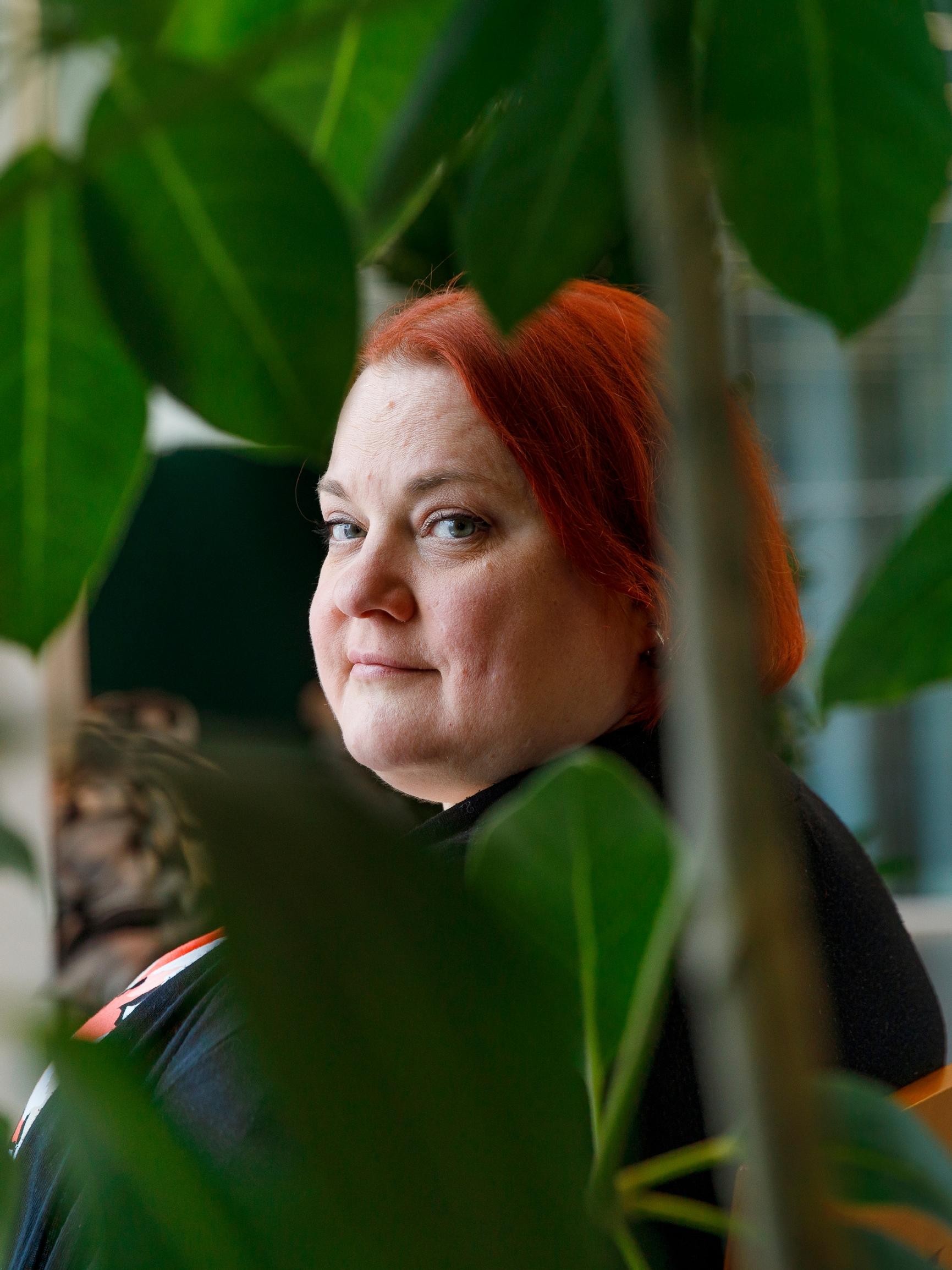 Outi tajusi, ettei kaikki ole kunnossa, kun kahvi valui pitkin leukaa – syyksi paljastui aivoverenvuoto, mutta kahden vuoden päästä selvisi jotain yllättävämpää