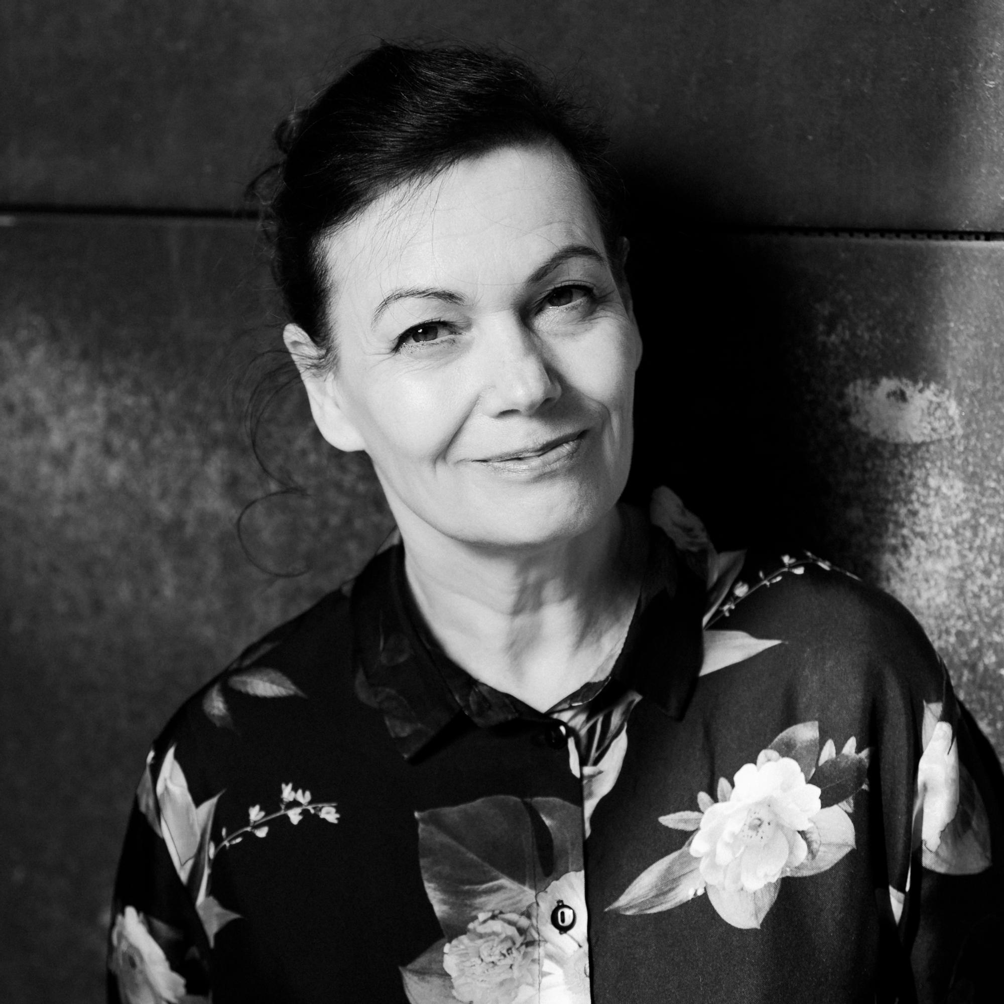 Satu Vasantola & 20 kysymystä: ”Haluaisin oppia elämään kepeämmin”