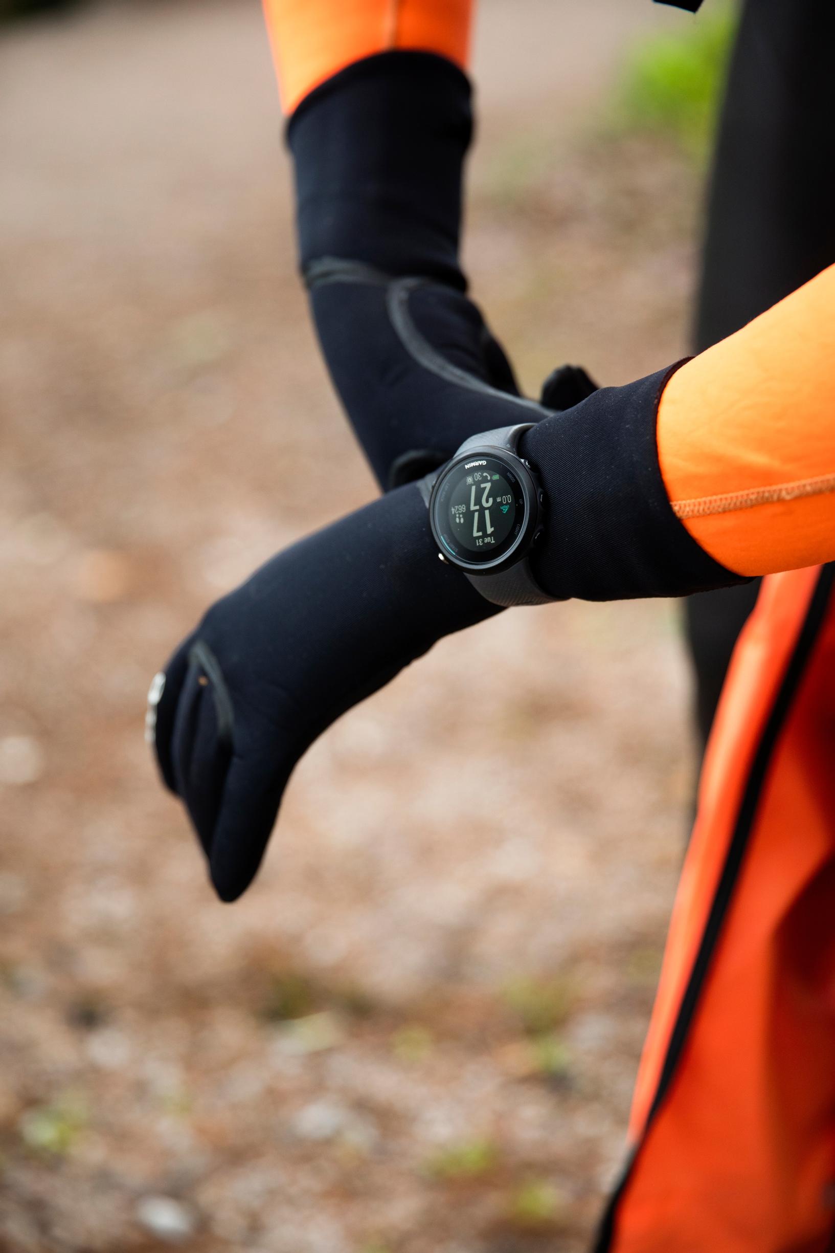 Neopreeniset hanskat