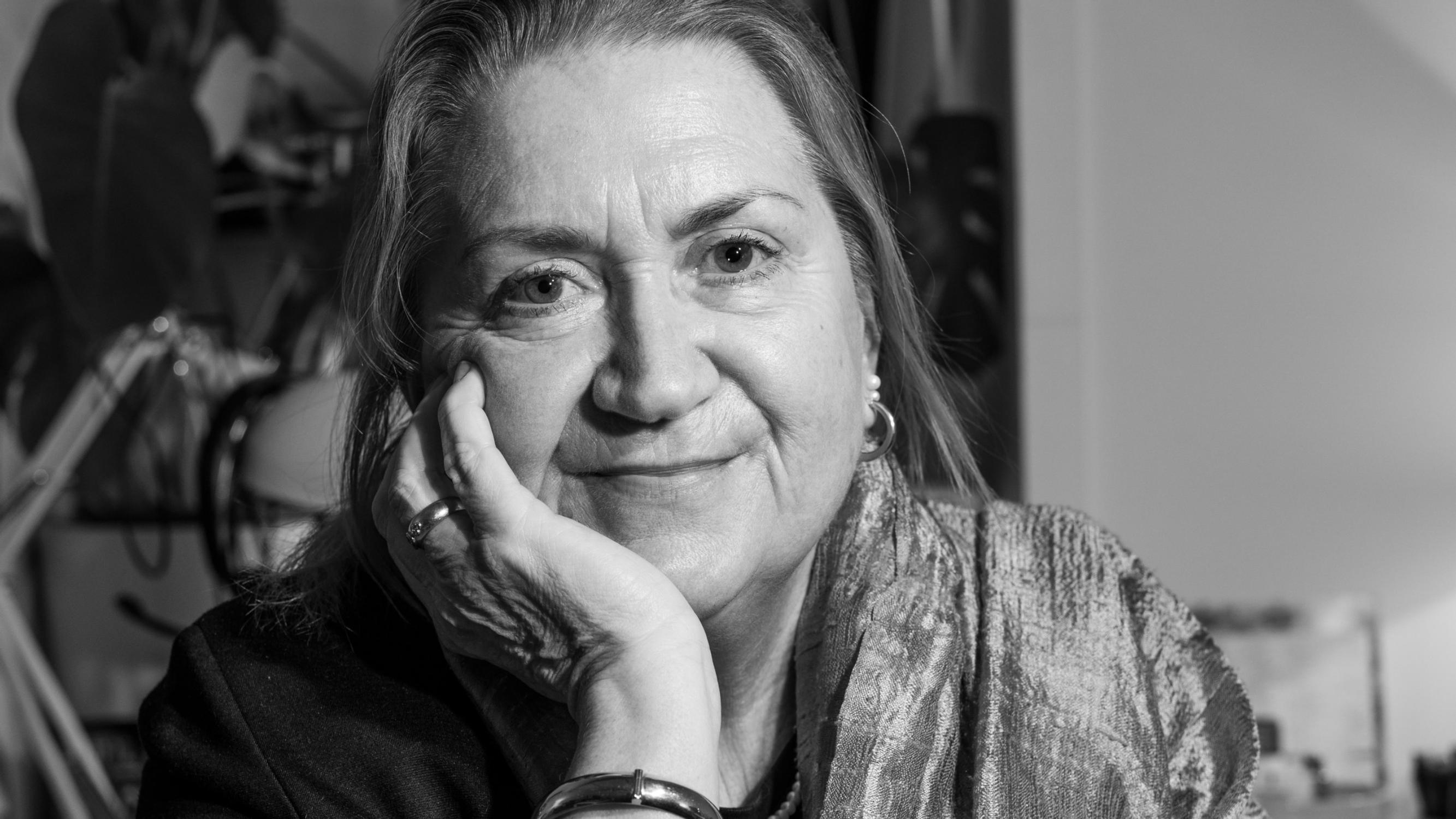 Anja Snellman & 20 kysymystä: ”Lapsuudesta selviytyminen on suurin saavutukseni”