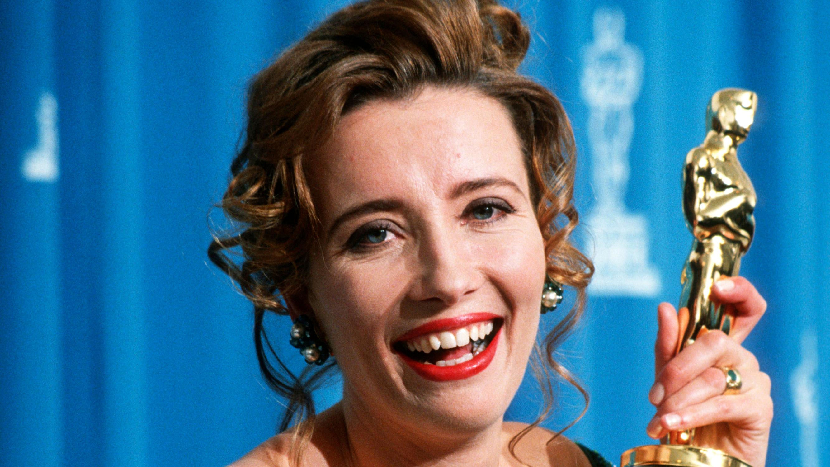 Joulun ehdottoman leffahitin tähti Emma Thompson joutui kokemaan petetyksi tulemisen sekä omassa elämässään että elokuvaa tehdessään