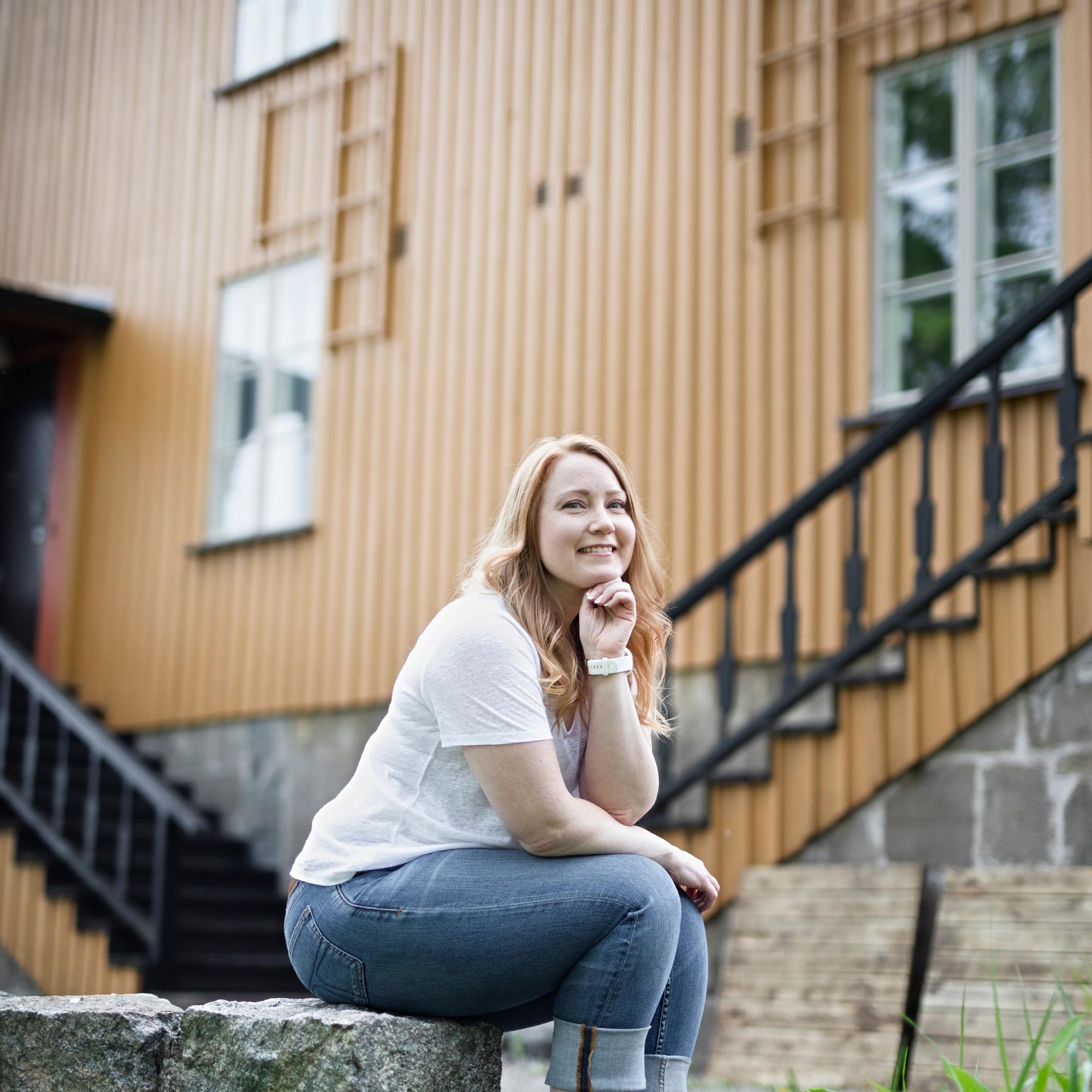Kokemus arjen harmaudesta yhdistää monia keski-ikäisiä naisia, sanoo psykologi Anu Tevanlinna: ”Tärkeintä on ylittää mielen esteet”