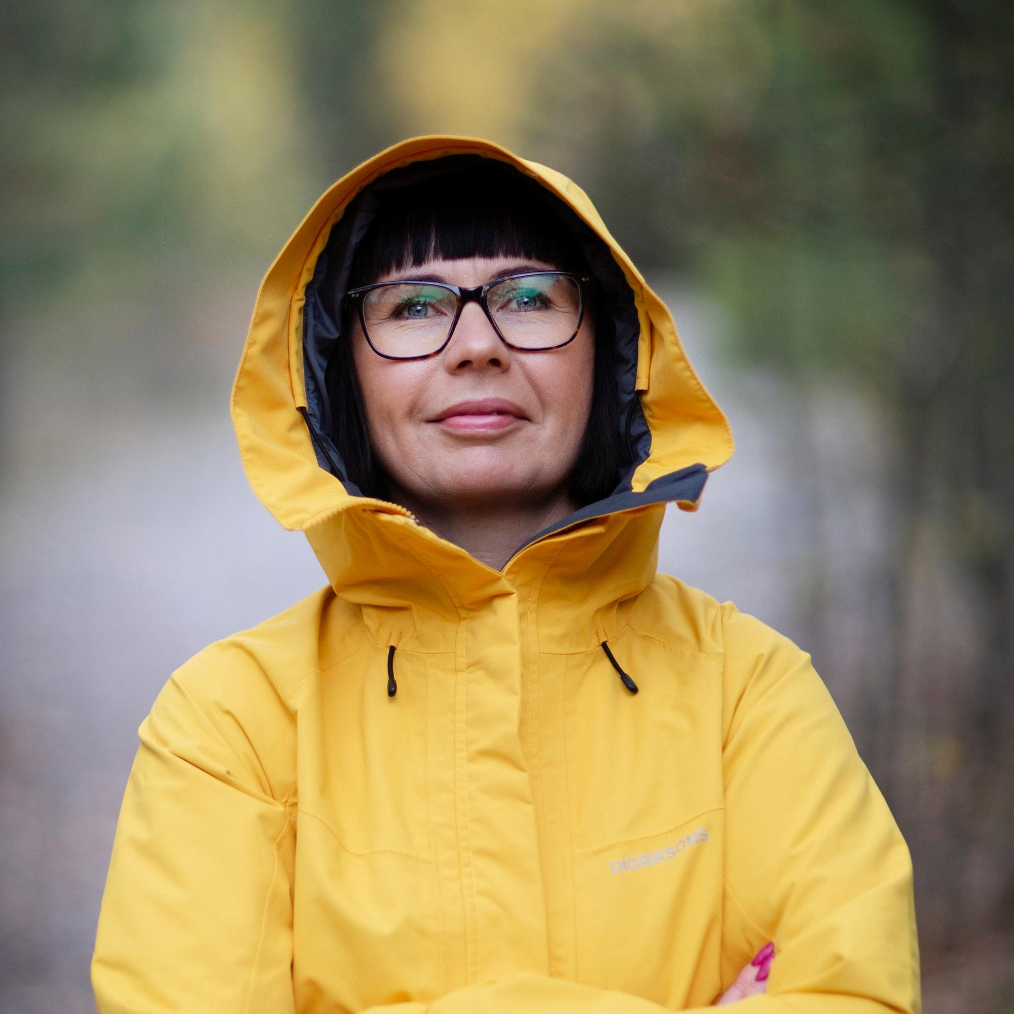Elina Pehkosen vaihdevuodet alkoivat 41-vuotiaana: "Koska uupumus tuli sykleissä, aloin epäillä, että taustalla on hormonaalinen syy"