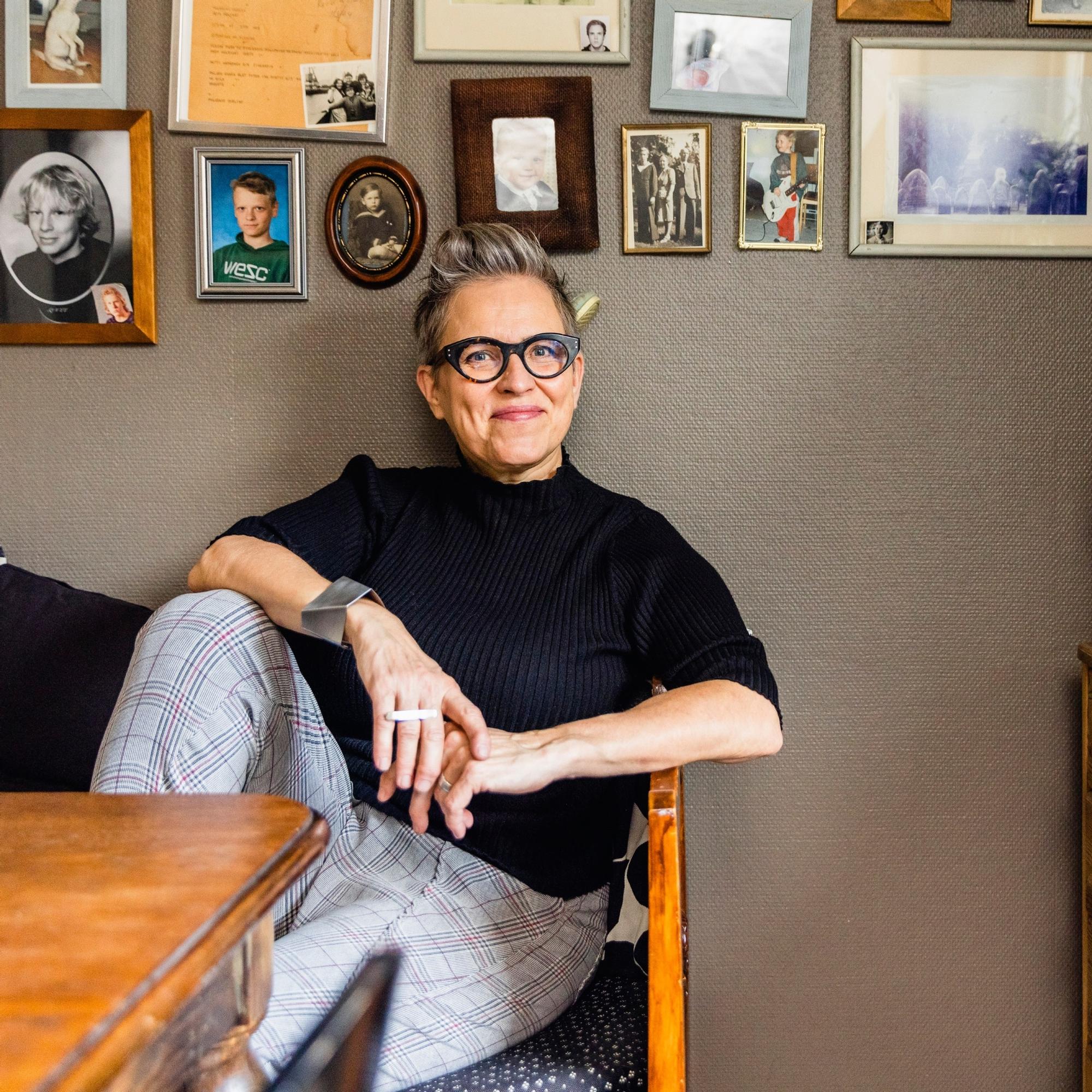 Potkut, silmäsairaus, ratsastusonnettomuus, aivovamma – koruseppä Anu Ek on selvinnyt paljosta: ”Luomisen vimma saa unohtamaan kivut”