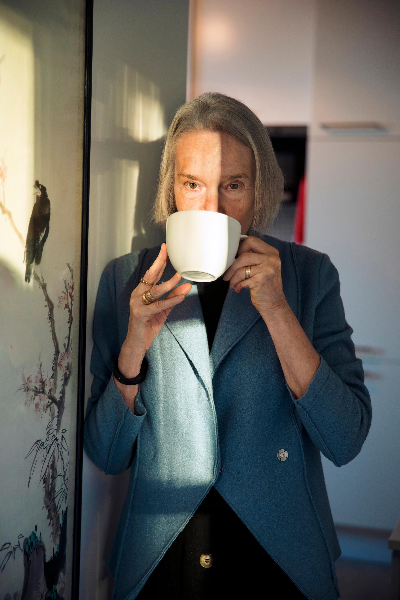 Merete Mazzarella uskoo, että melankoliset ajatukset ovat merkki siitä, että jokin asia on ihmiselle tärkeä. Kukaan ei voi olla joka päivä iloinen.