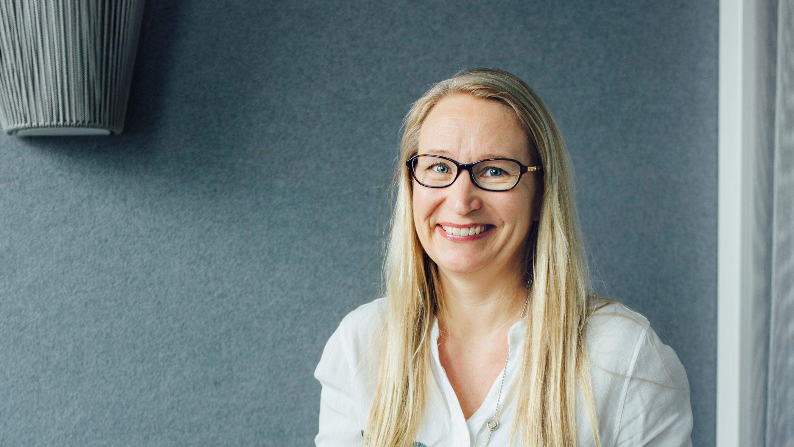 Rajut vatsaoireet pakottivat Elisabetin muuttamaan ruokavaliota: "Turvotus ja ruokastressi hävisivät"