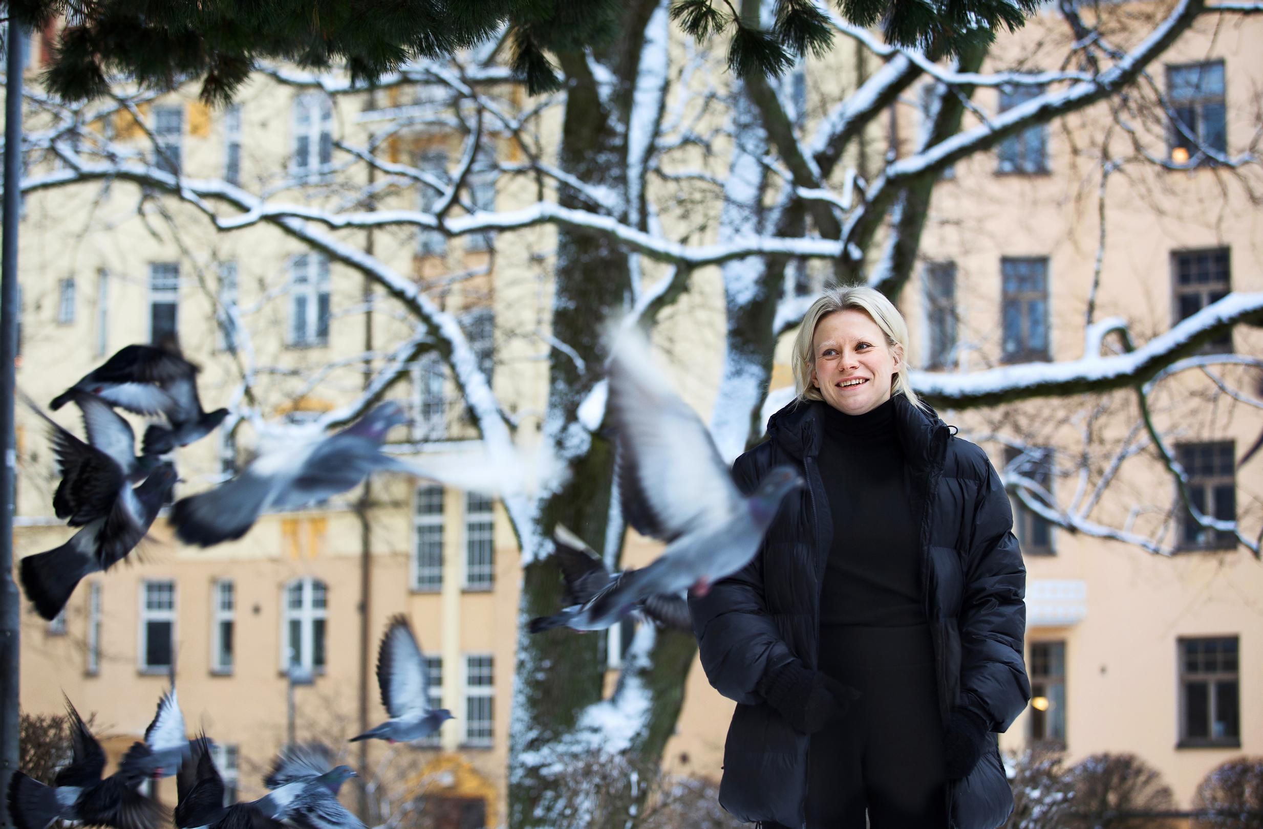 Emmi Parviaiselle perhe on aina ollut läheinen. ”Toivon, että olen kelvollinen tytär, äiti ja ystävä. Pidän niitä asioita tärkeinä.”