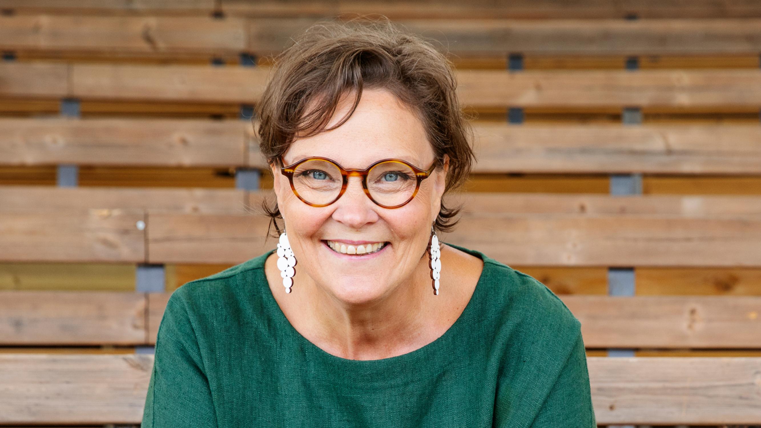 Kirjailija Eppu Nuotion ja Kurren rakkaus on kestänyt yli 35 vuotta: ”Parisuhde vain paranee vanhetessa”